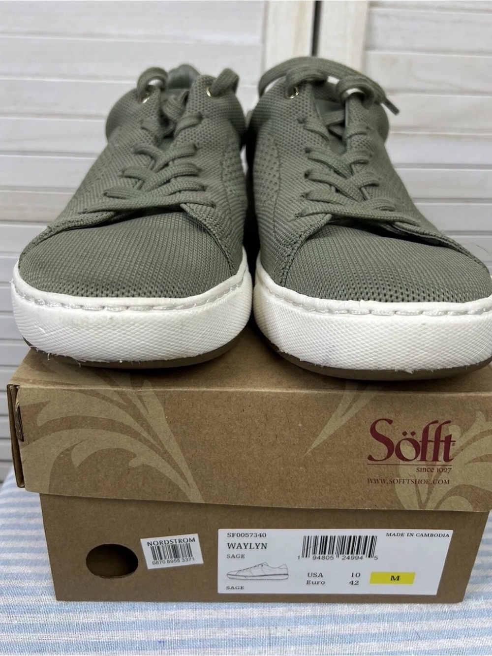 Sofft Women's Wayln Sneaker Knit Low-Top Sage Green Size 10 Box - Picture 2 of 15